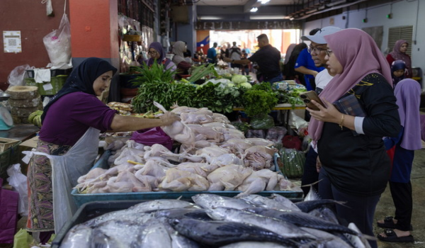 Rasionalisasi subsidi dorong prestasi ekonomi domestik / Foto Hiasan / Bernama